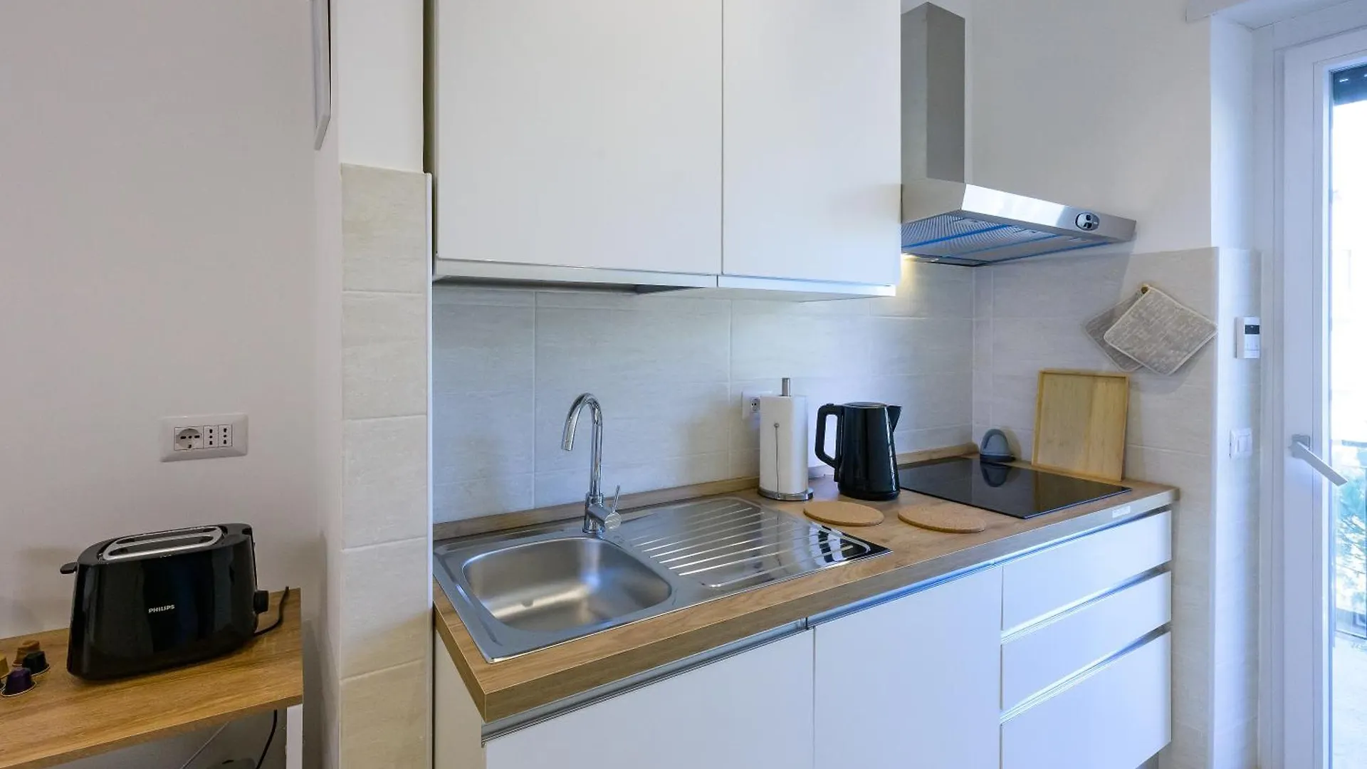 Luxury Suite-Metro Malatesta Rome